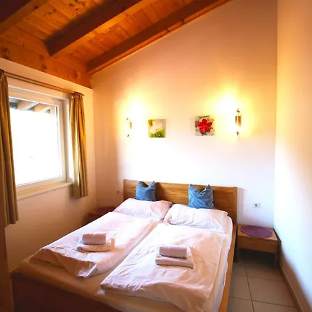 Peter-adler Apartment